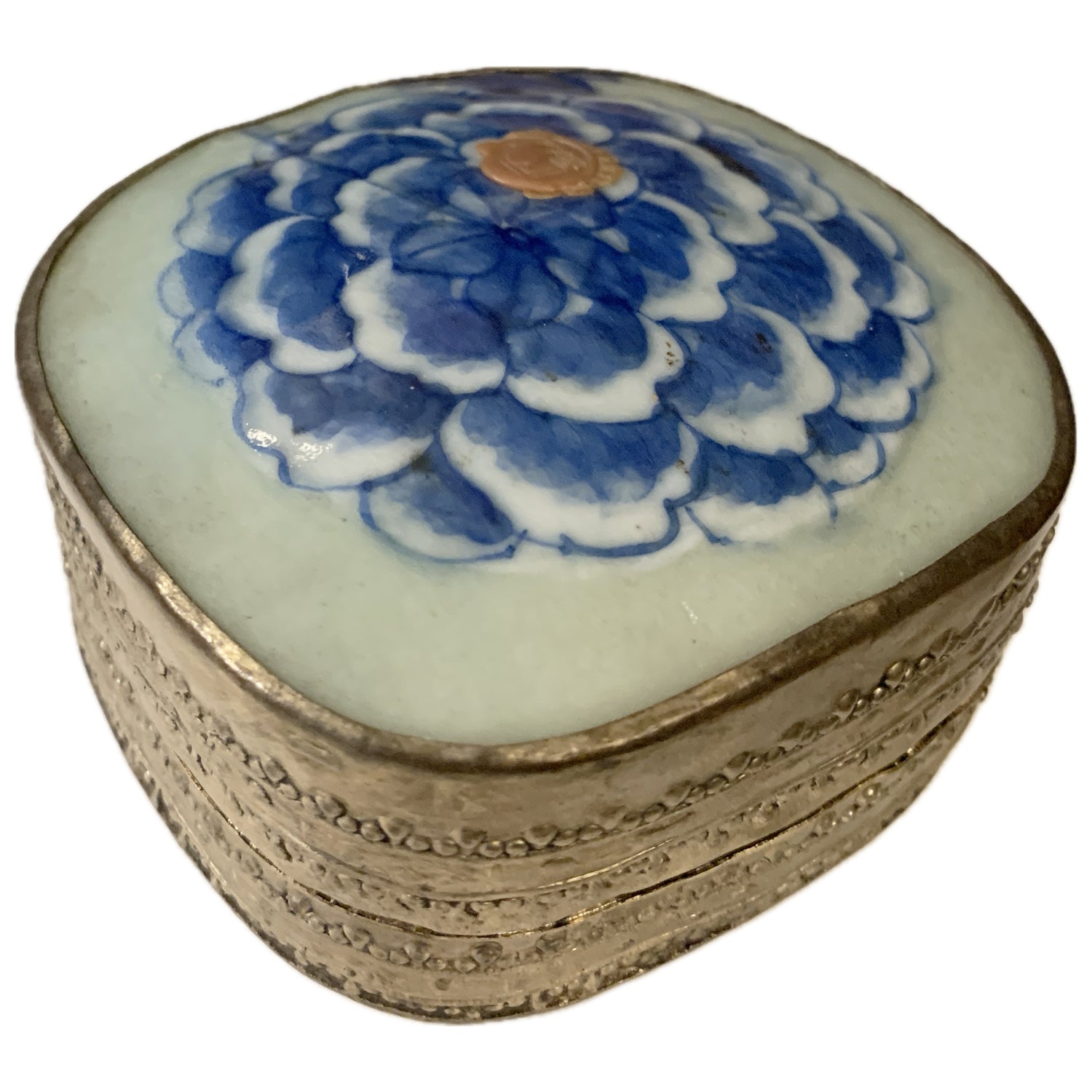 Antique Shard on Decorative White Metal Base Box, Blue Crysanthemum